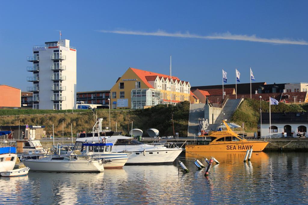 Seafront Hotel Гіртсгальс Екстер'єр фото